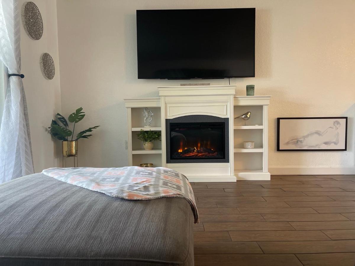 Beautiful Bright&Sparkling 2Bed 1Bath Beach Retreat - Unit 212 Cocoa Beach Exterior foto