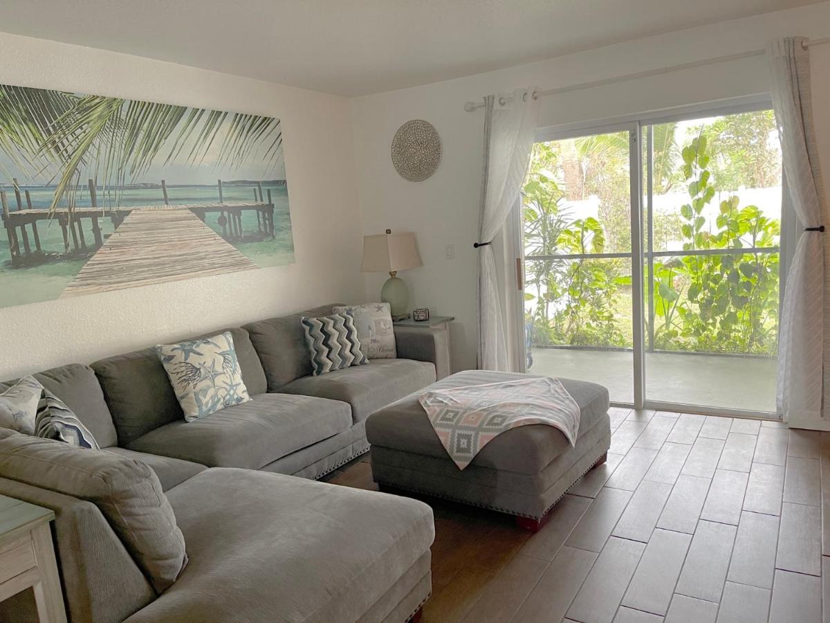 Beautiful Bright&Sparkling 2Bed 1Bath Beach Retreat - Unit 212 Cocoa Beach Exterior foto